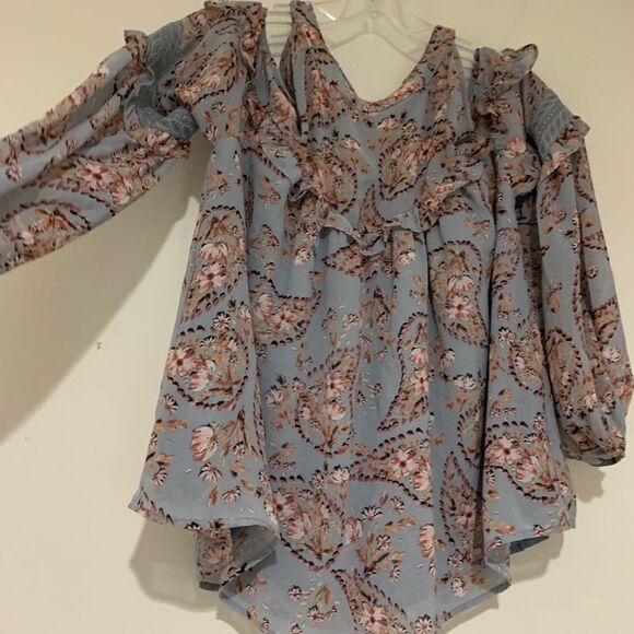 Miss Me Floral Blue Blouse long Sleeves new no tag - Picture 2 of 11